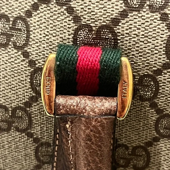 Vintage Gucci GG Small Duffle Bag - Picture 7 of 13